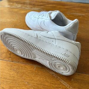 White Nike Air Force 1s craft men’s size 9.5 US